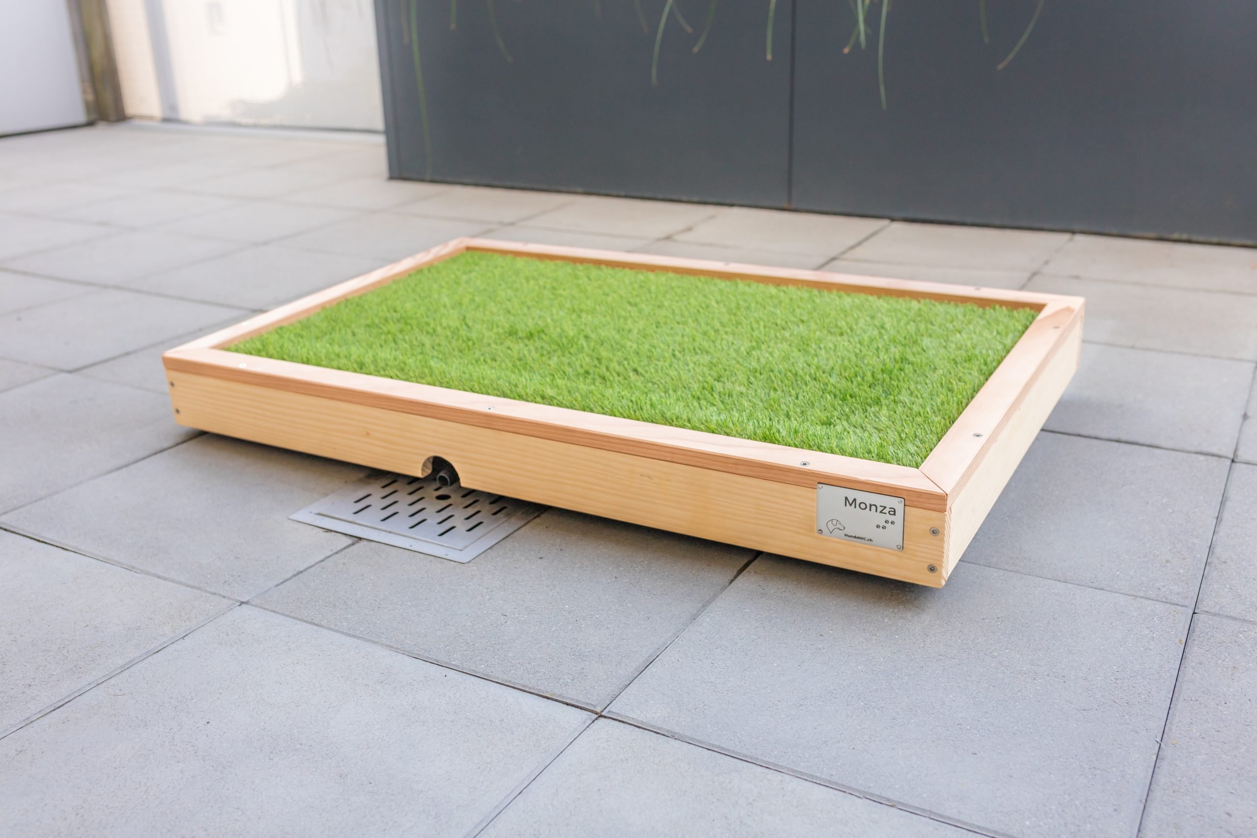 hundeWC_balkon_terrasse_welpen_gross